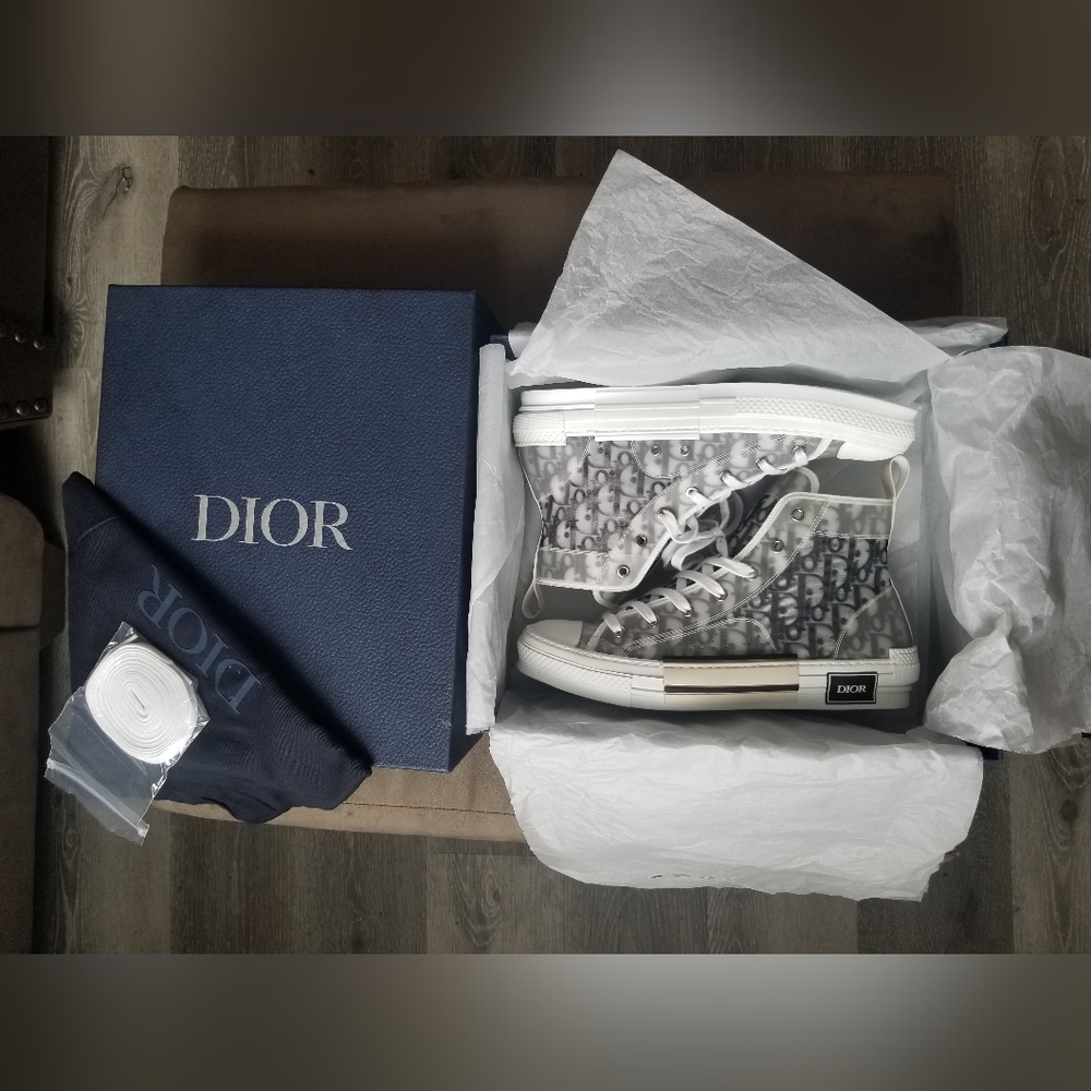Christian dior, size (eu43, us10) white black